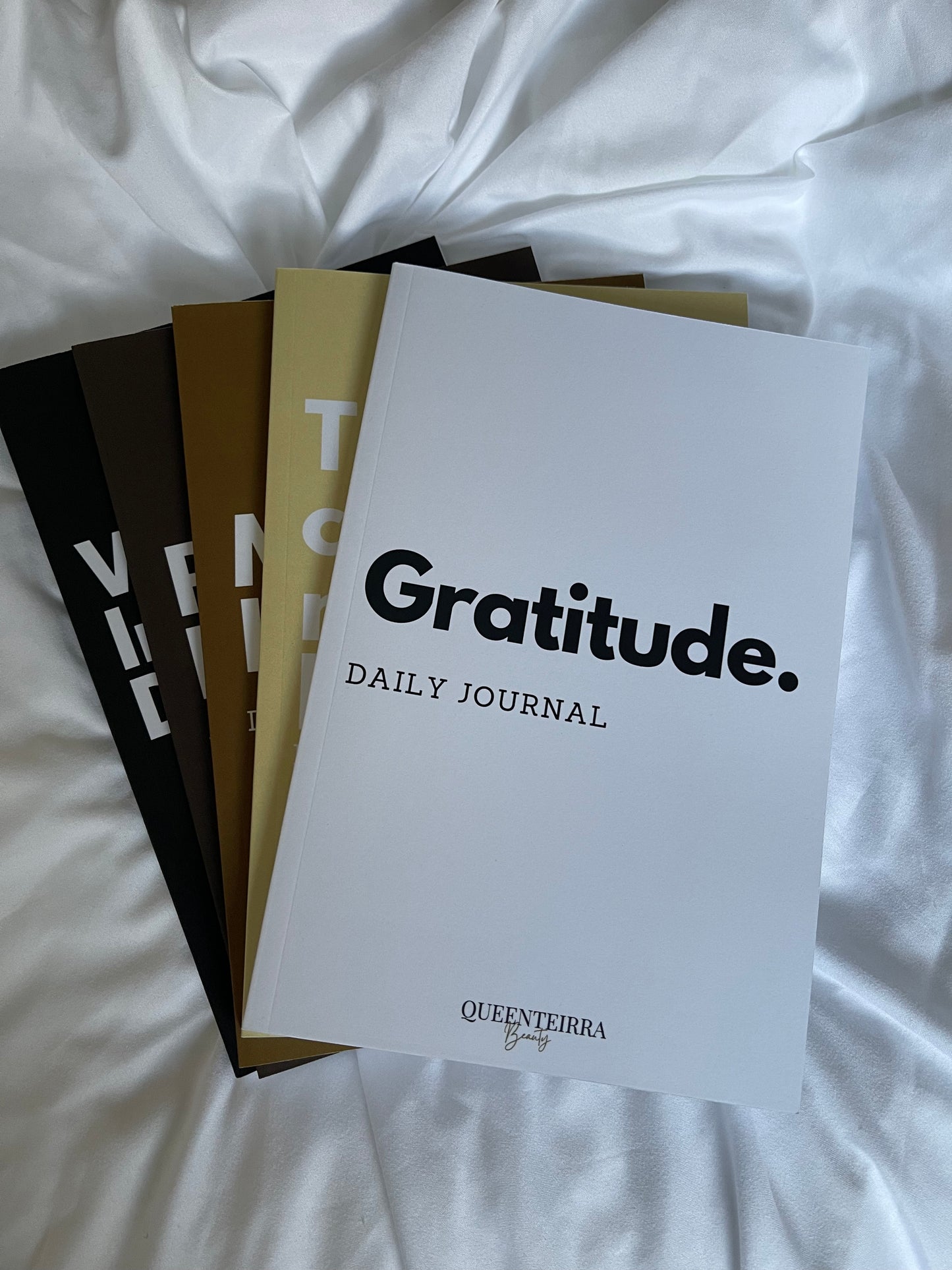 Gratitude Journal: The Daily Journal for Thankfulness and Inner Peace"